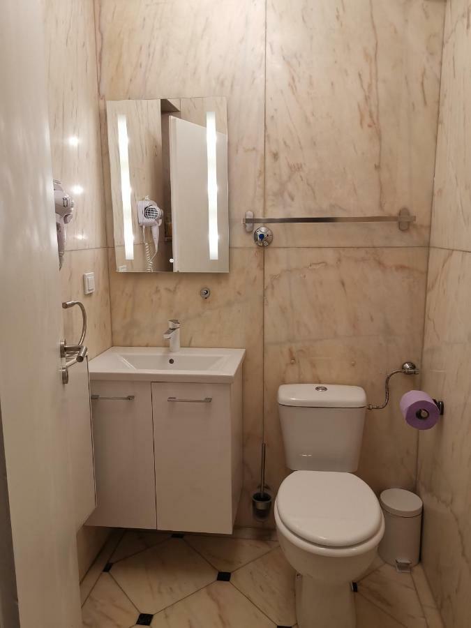 Wellness Appartement Дюссельдорф Экстерьер фото